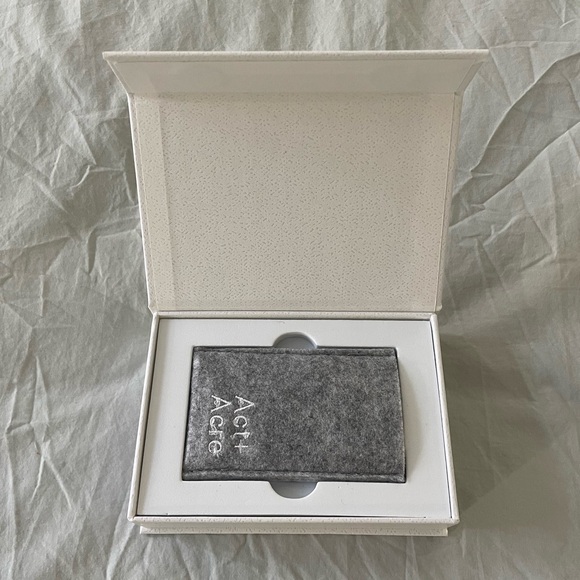 NIB Act+Acre Jade Scalp Gua Sha Tool - Picture 3 of 4